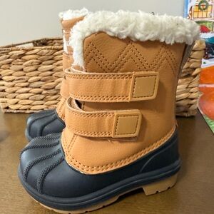 Cat & Jack Toddler snow boots